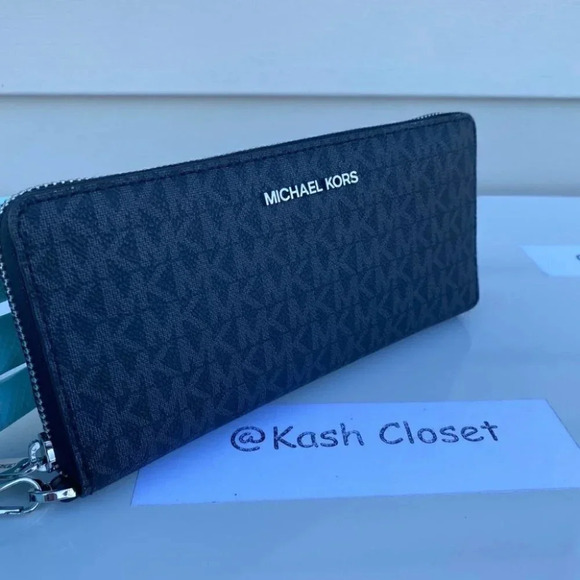 Michael Kors MK Jet Set Travel Continental Large Logo Wristlet / Wallet - Black - Picture 1 of 7